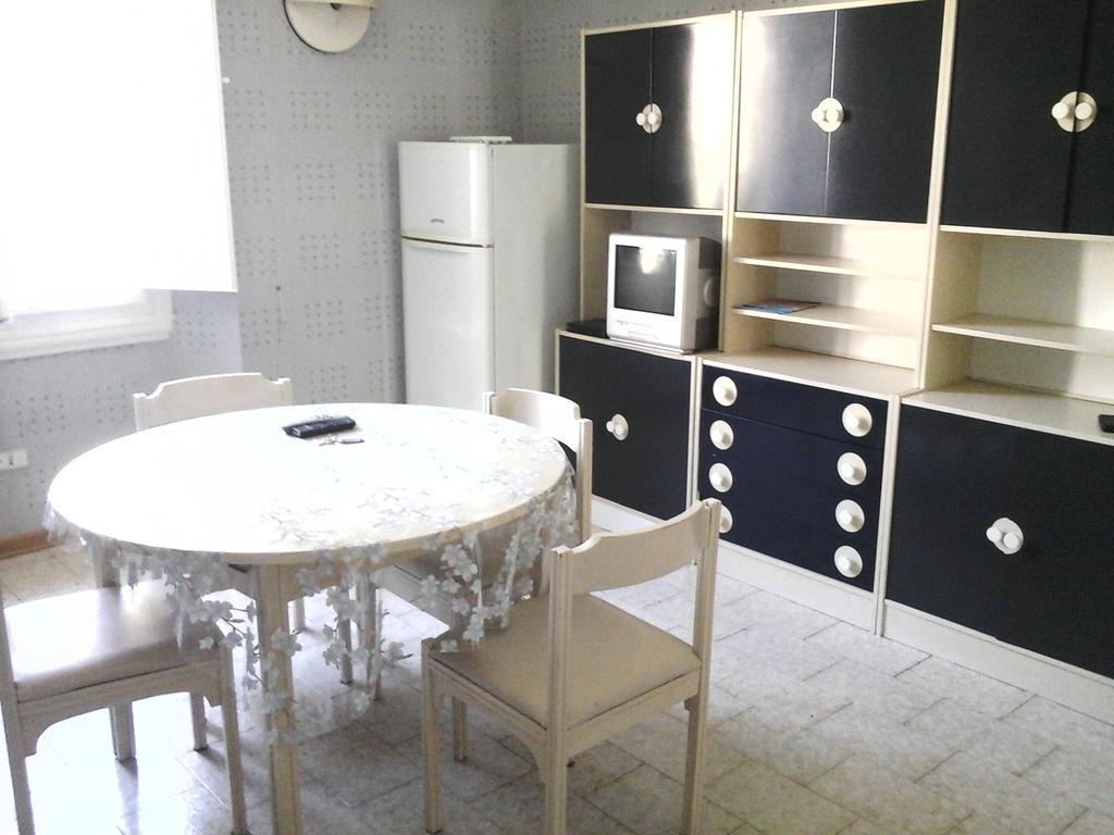 קסטיליאונצ'לו Villa Violetta חדר תמונה